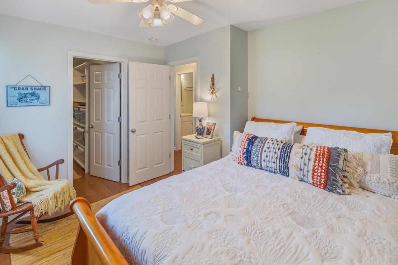 329 15th Ave. S Photo 24