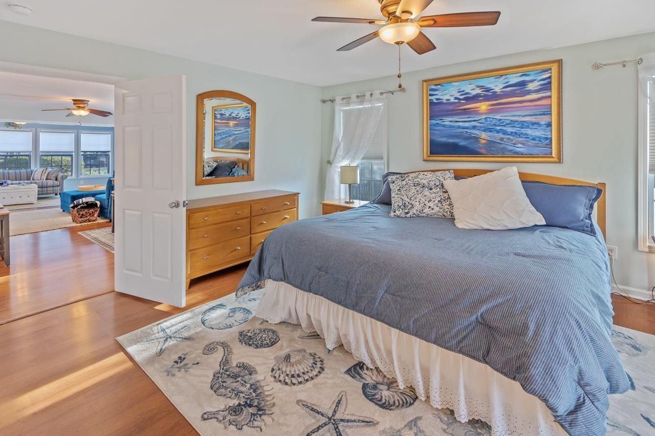 329 15th Ave. S Photo 26