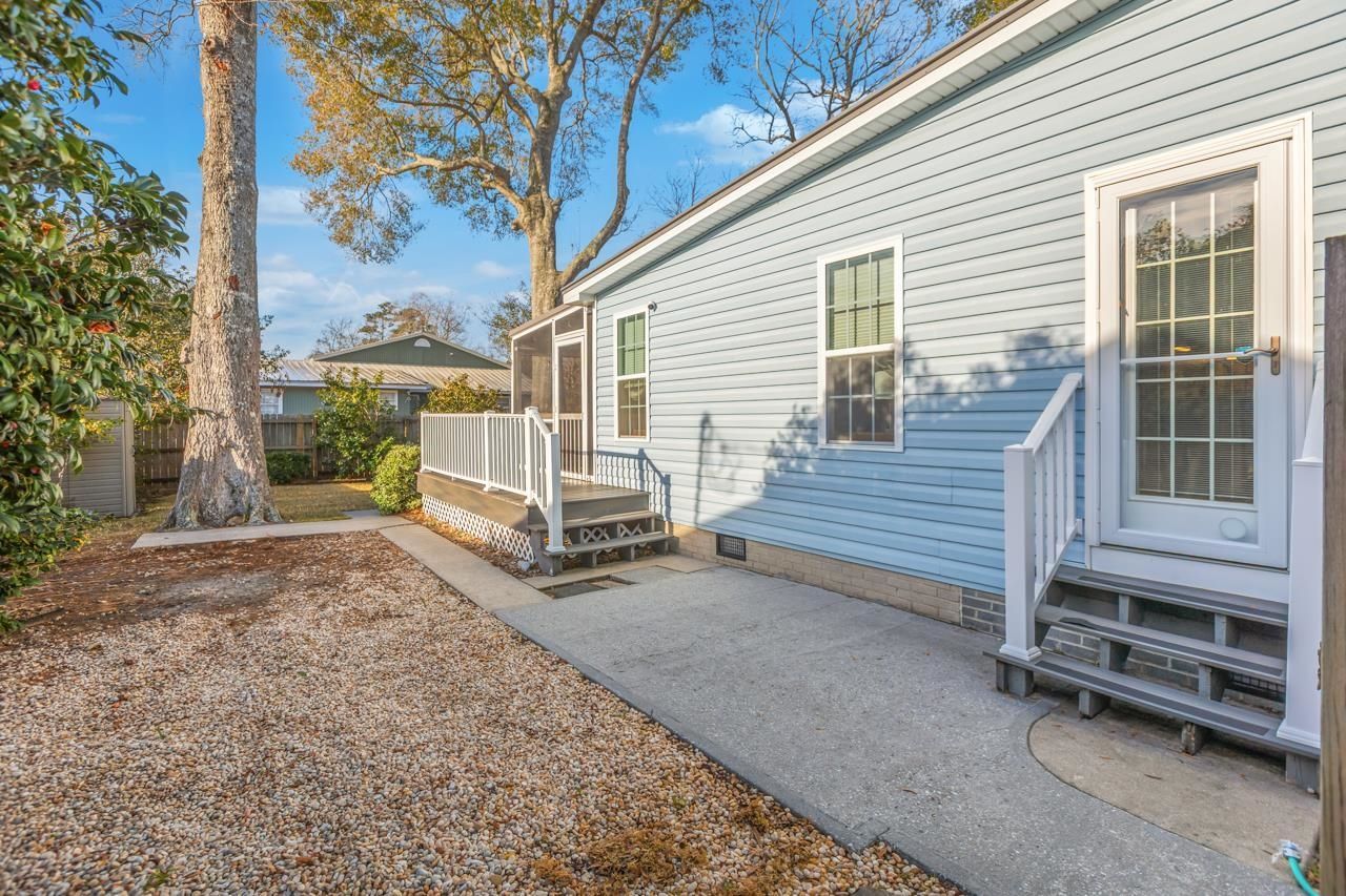 329 15th Ave. S Photo 34