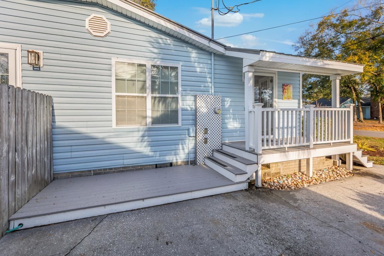 329 15th Ave. S Photo 5