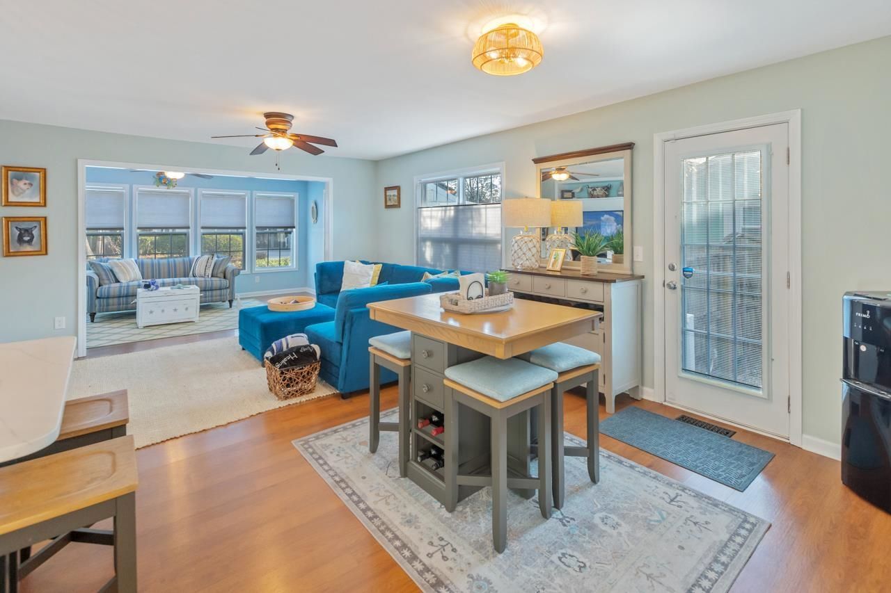 329 15th Ave. S Photo 8