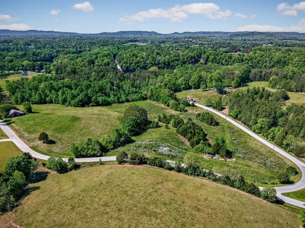 305 Caney Bend Rd, Doyle, TN 38559