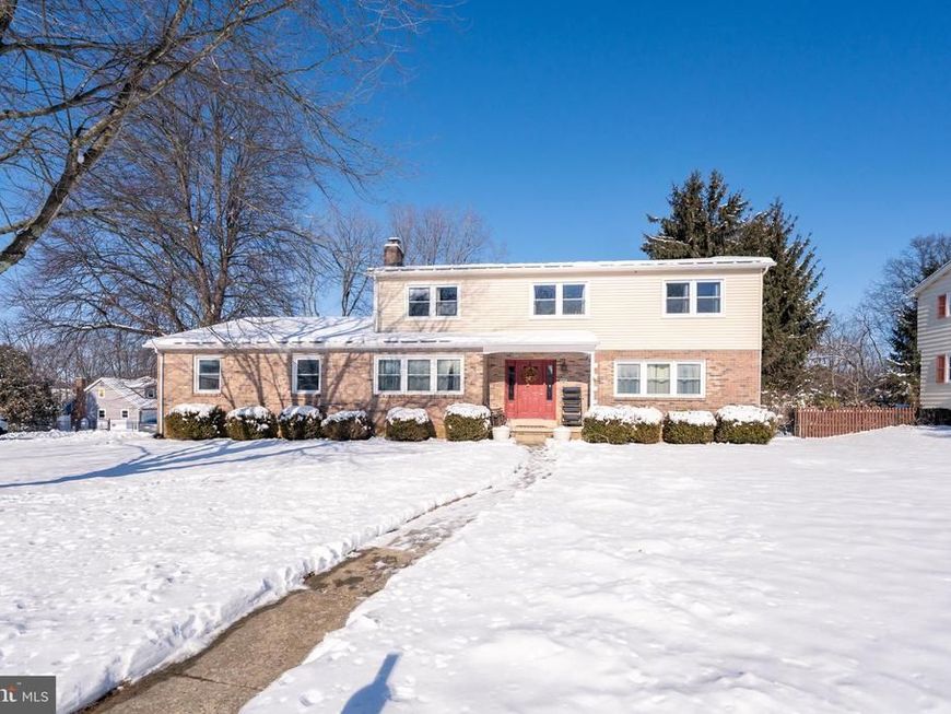 955 Little Lehigh Drive, Emmaus, PA 18049 Main Photo