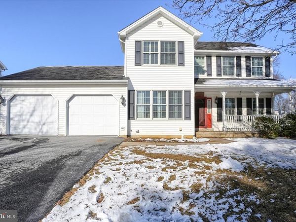 112 GRAYSTONE DRIVE, HUMMELSTOWN, PA 17036