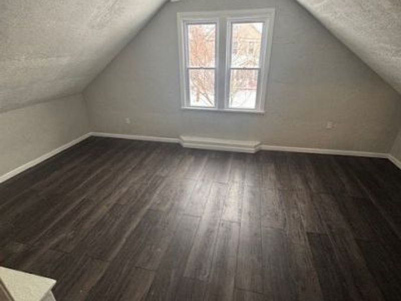 4203 Howlett Avenue, Cleveland, OH 44113 Photo 10