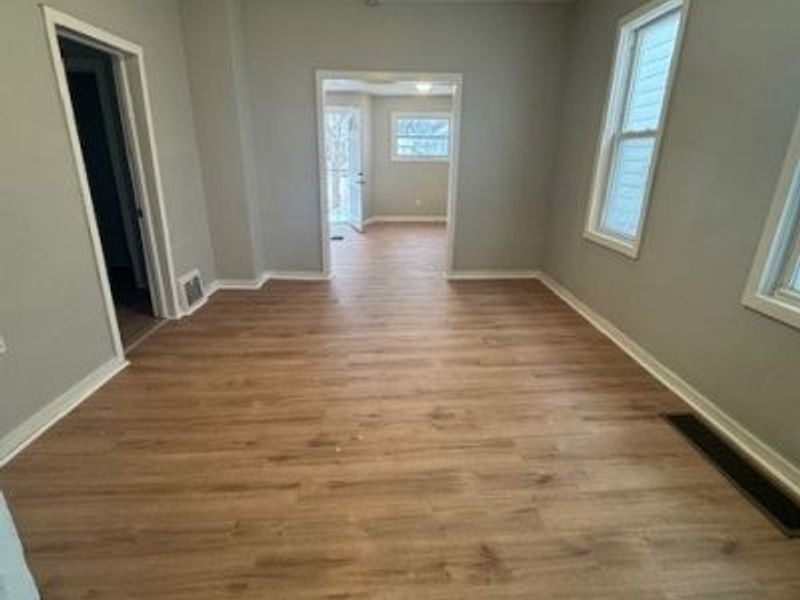 4203 Howlett Avenue, Cleveland, OH 44113 Photo 5