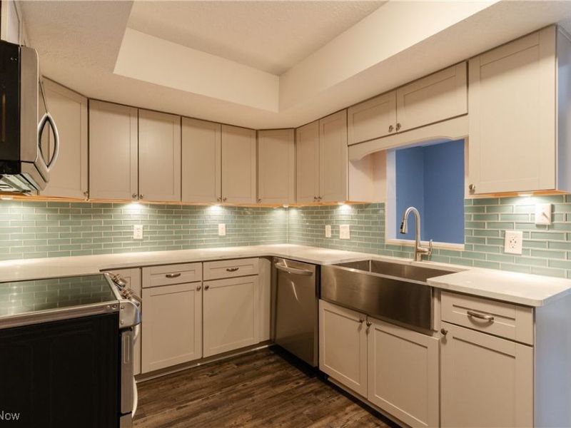 6744 Fry Road, Unit 4, Middleburg Heights, OH 44130 Photo 13