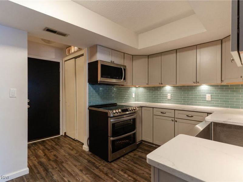 6744 Fry Road, Unit 4, Middleburg Heights, OH 44130 Photo 18