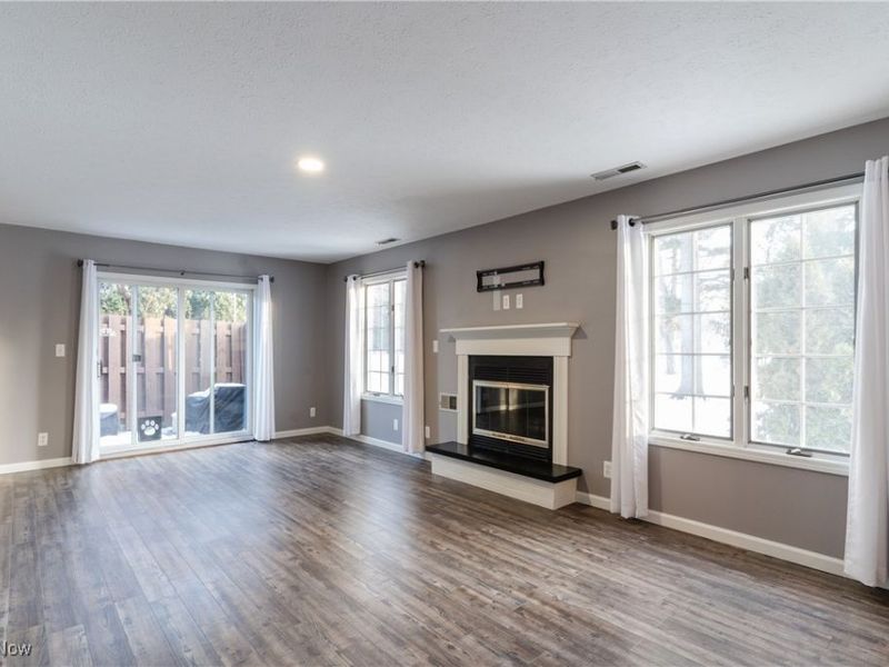 6744 Fry Road, Unit 4, Middleburg Heights, OH 44130 Photo 6