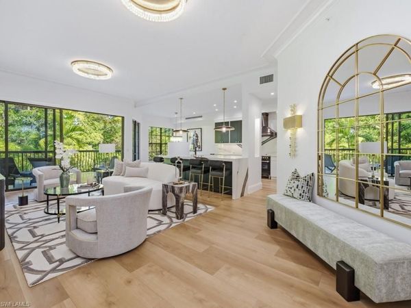 705 10th ST S, Unit 202, NAPLES, FL 34102