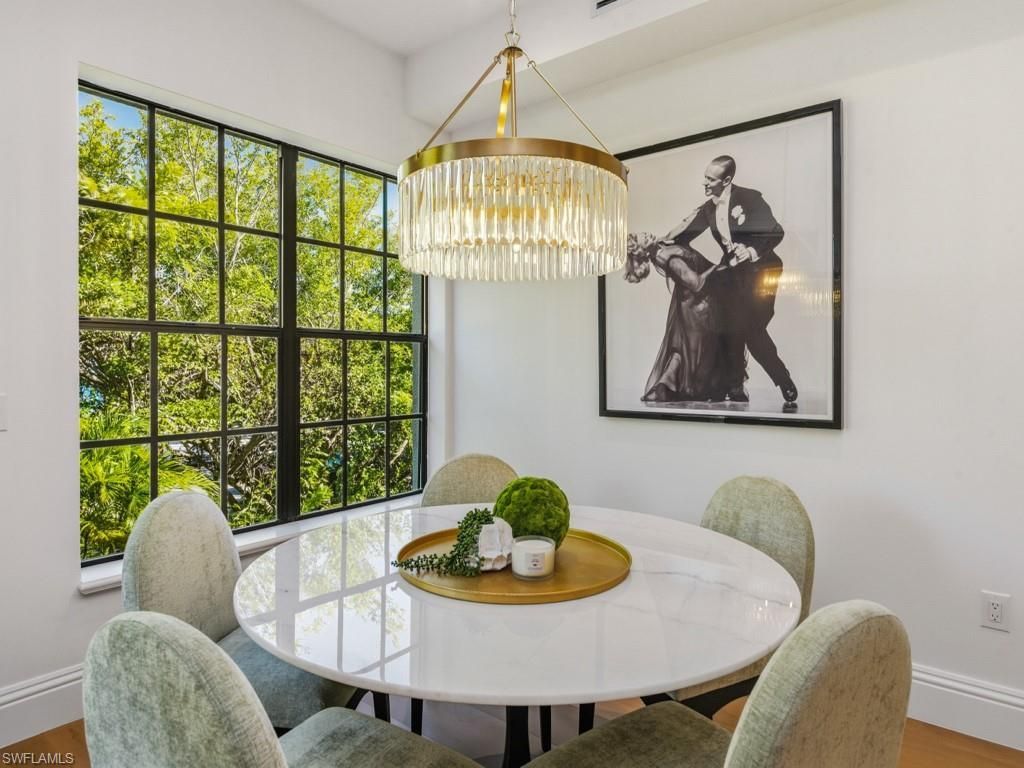 705 10th St S, Unit 202, Naples, FL 34102 Photo