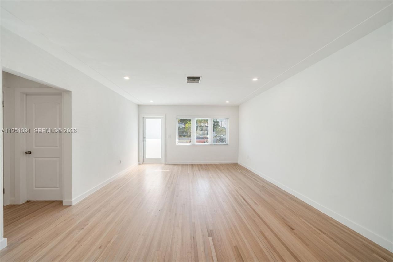 47 Oviedo Ave, Coral Gables, FL 33134 Photo