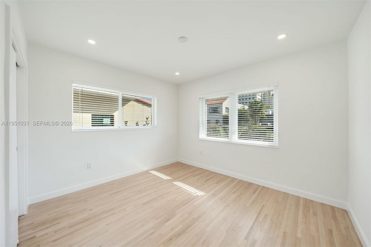 47 Oviedo Ave, Coral Gables, FL 33134 Photo