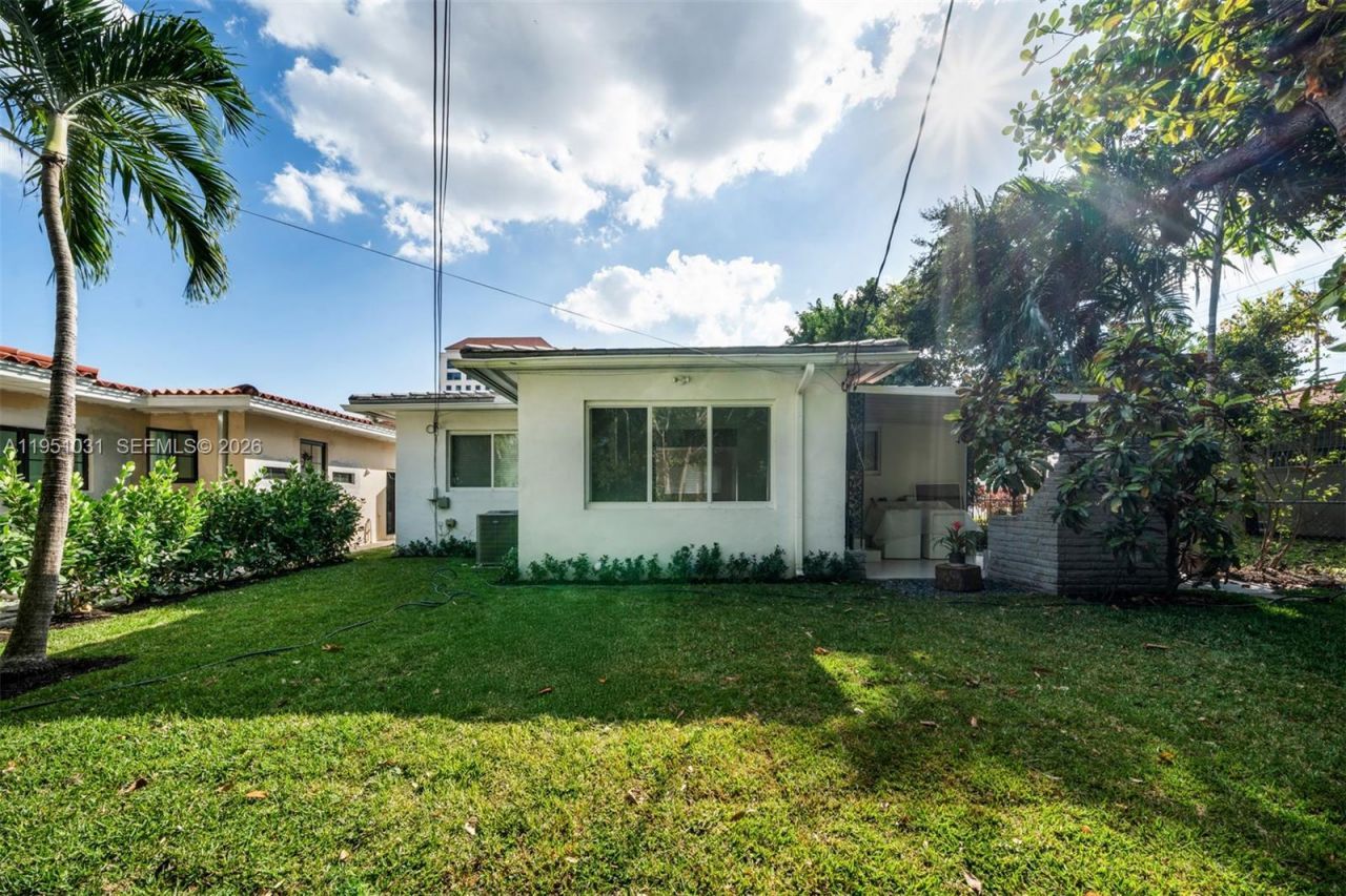 47 Oviedo Ave, Coral Gables, FL 33134 Photo