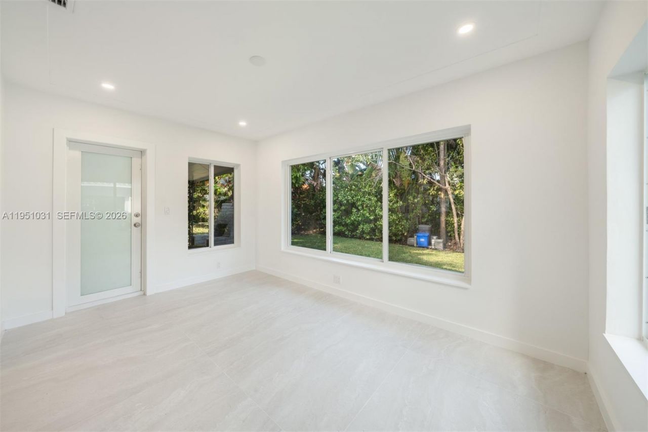 47 Oviedo Ave, Coral Gables, FL 33134 Photo