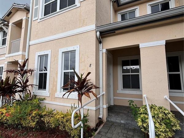 2819 SE 1st Dr , Unit 8, Homestead, FL 33033