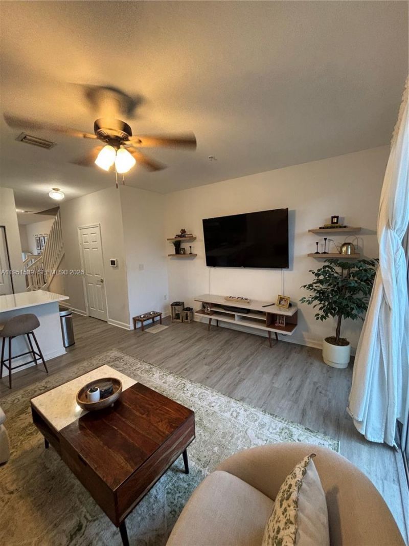 2819 SE 1st Dr , Unit 8, Homestead, FL 33033 Photo