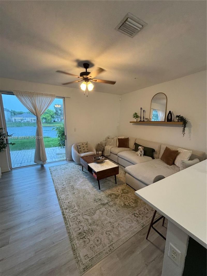 2819 SE 1st Dr , Unit 8, Homestead, FL 33033 Photo