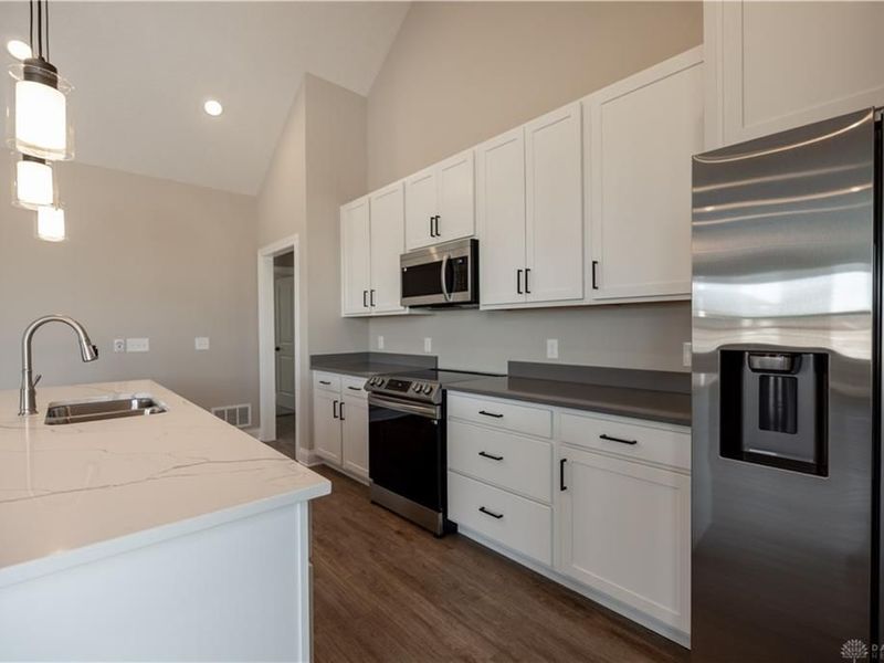 1505 Kingsgate Road, Springfield, OH 45502 Photo 10