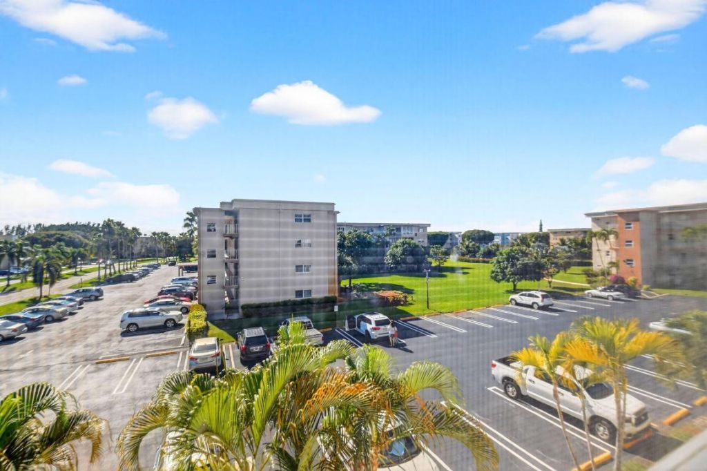 230 NE 26th Avenue, Unit 3020, Boynton Beach, FL 33435 Photo