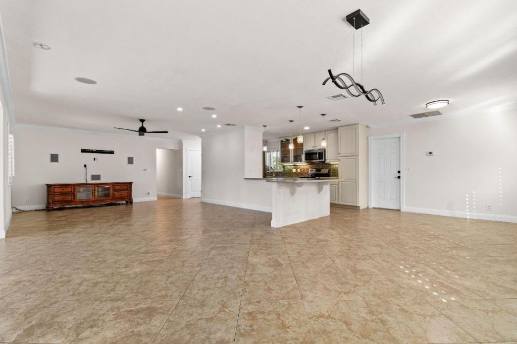 1404 Alpha Court S, Lake Clarke Shores, FL 33406 Photo