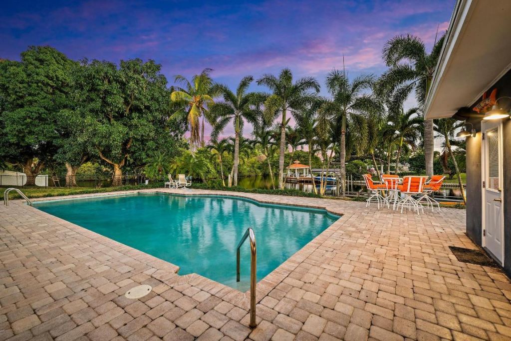 1404 Alpha Court S, Lake Clarke Shores, FL 33406 Photo