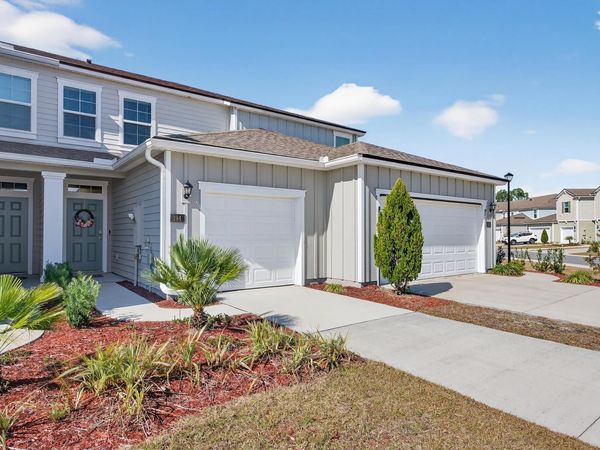 194 REDBUD RD, Palm Coast, FL 32137