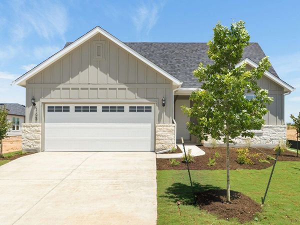 168 Frontera DR, Bastrop, TX 78602