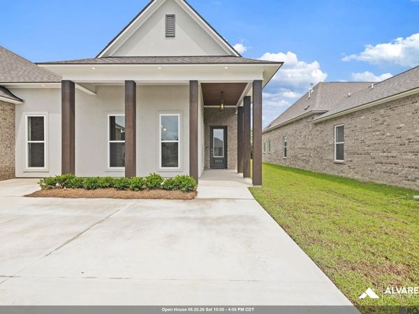 9915 Oak Colony Blvd, Baton Rouge, LA 70817