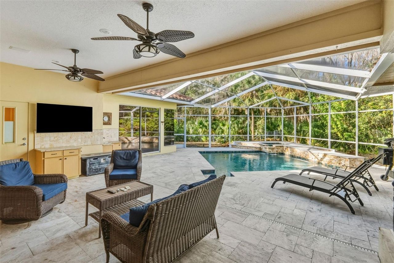 1362 E Lake Woodlands Parkway, Oldsmar, FL 34677 Photo