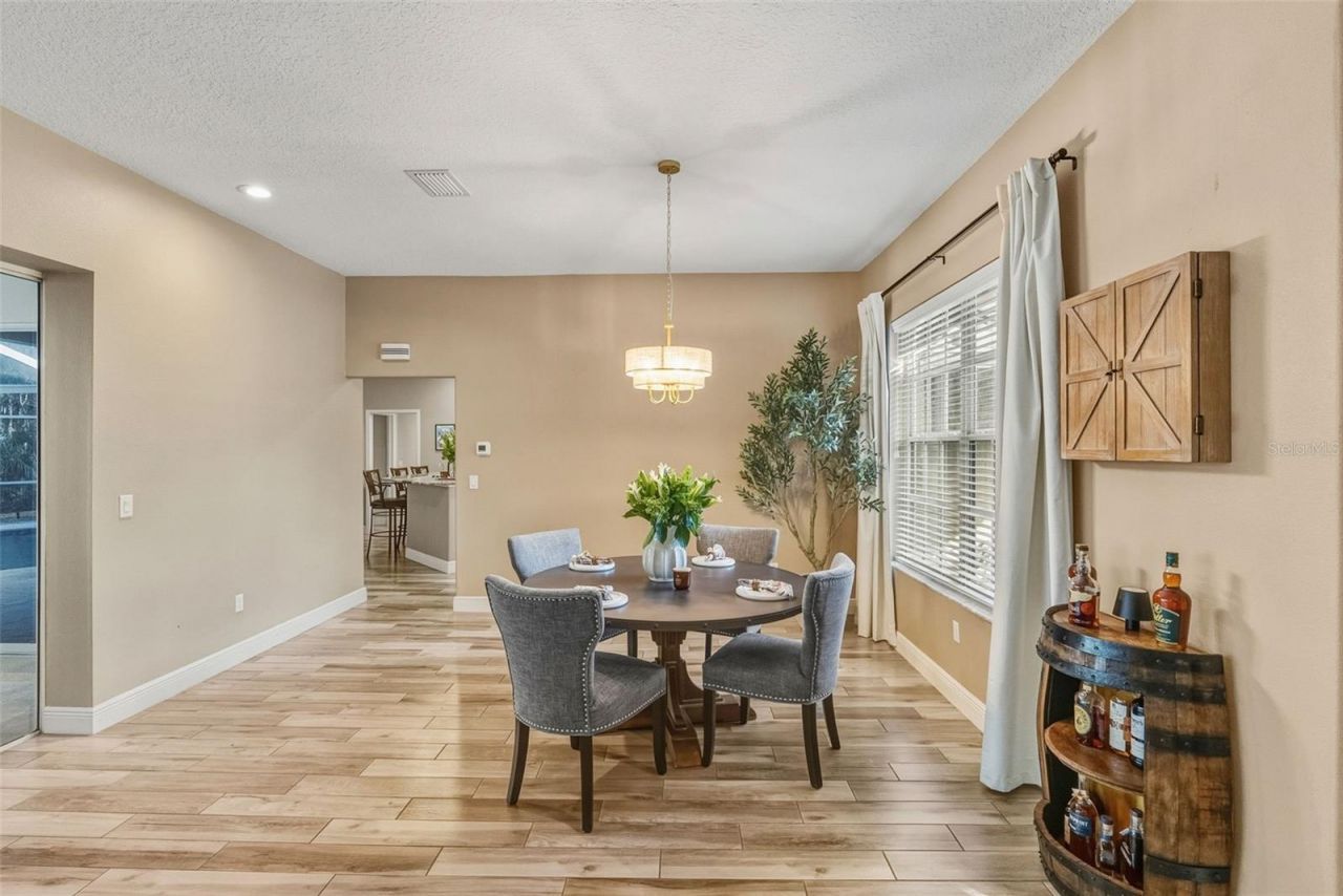 1362 E Lake Woodlands Parkway, Oldsmar, FL 34677 Photo