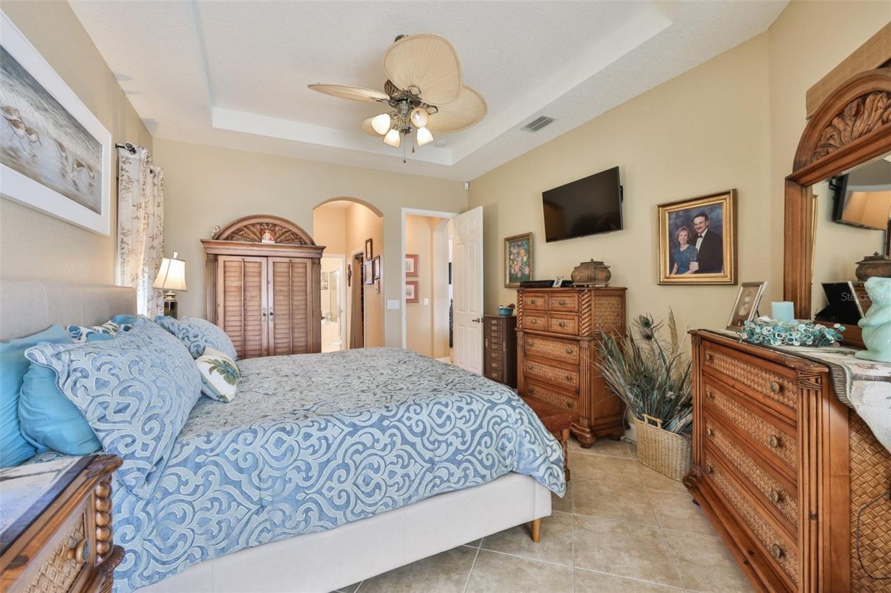 328 Noble Faire Drive, Sun City Center, FL 33573 Photo