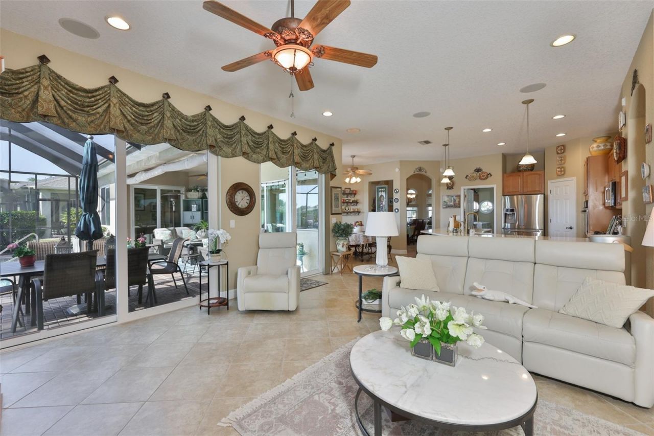 328 Noble Faire Drive, Sun City Center, FL 33573 Photo