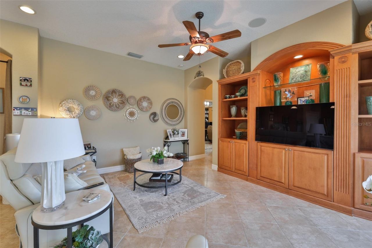 328 Noble Faire Drive, Sun City Center, FL 33573 Photo