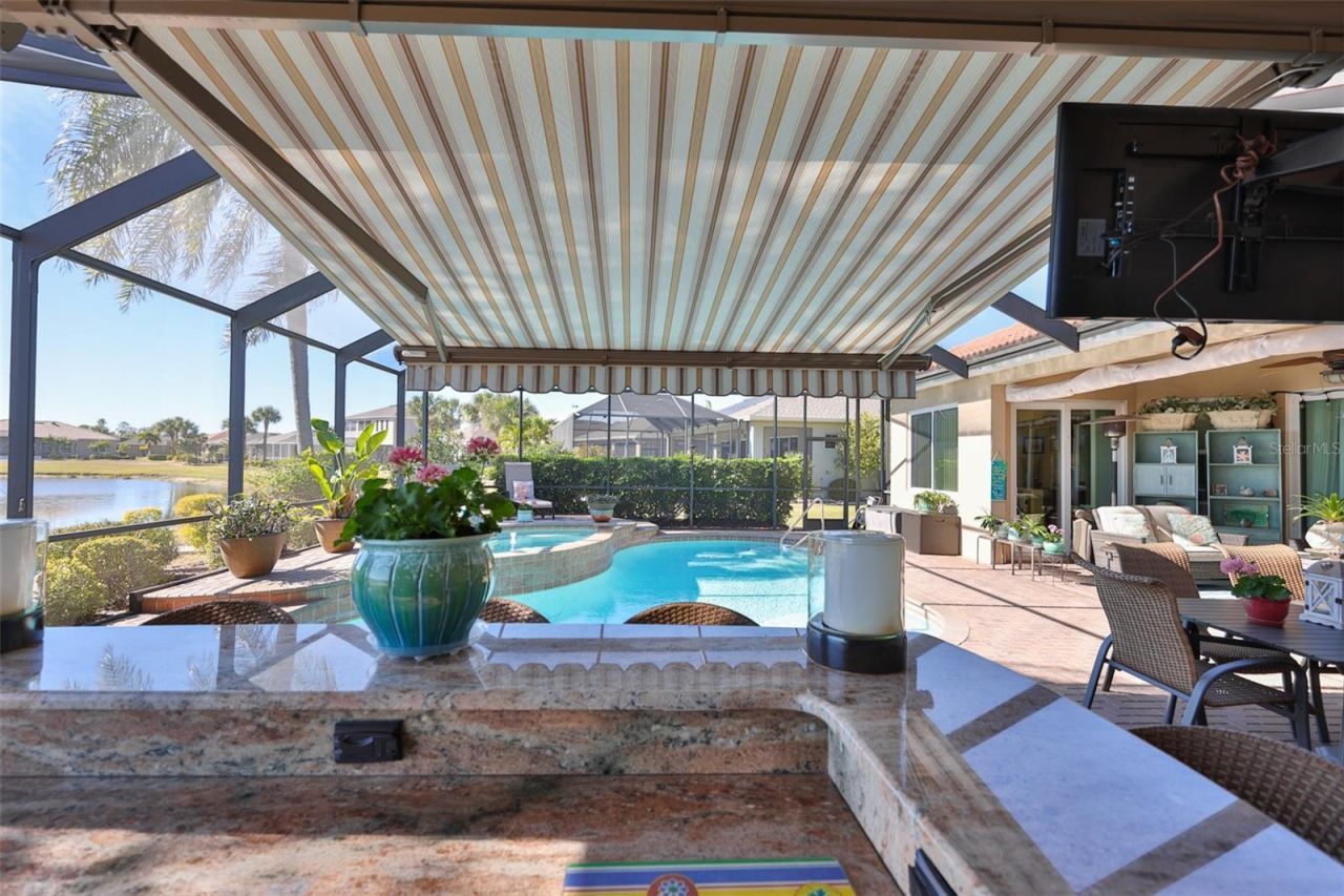 328 Noble Faire Drive, Sun City Center, FL 33573 Photo