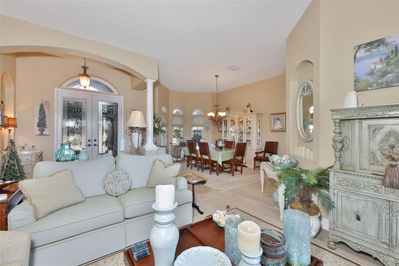 328 Noble Faire Drive, Sun City Center, FL 33573 Photo