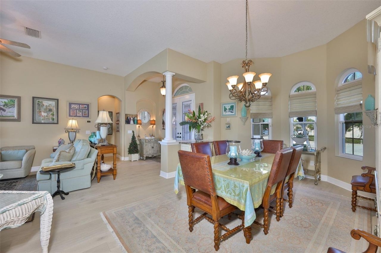 328 Noble Faire Drive, Sun City Center, FL 33573 Photo