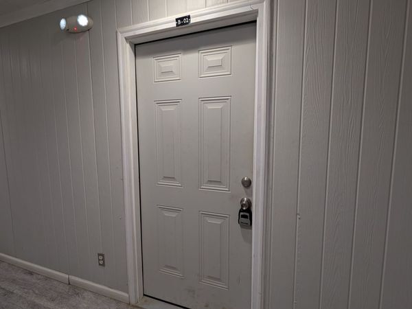 441 Harding Place, Unit B2, Nashville, TN 37211