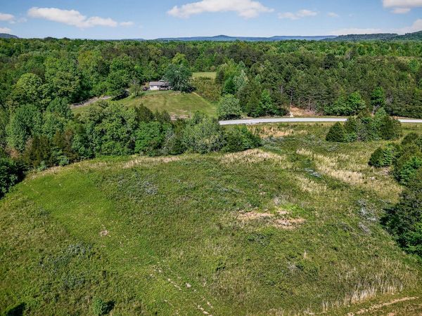 305 Caney Bend Rd, Doyle, TN 38559