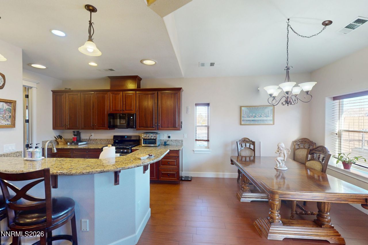 1202 W Cottage Loop, Gardnerville, NV 89460 Photo