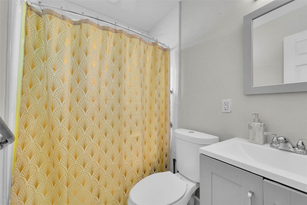 3497 NW 191st Street, Miami Gardens, FL 33056 Photo