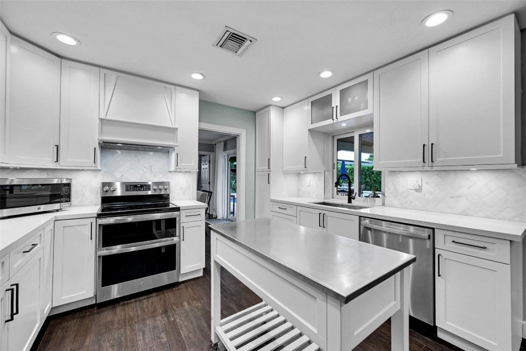 4221 NE 26th Avenue, Lighthouse Point, FL 33064 Photo