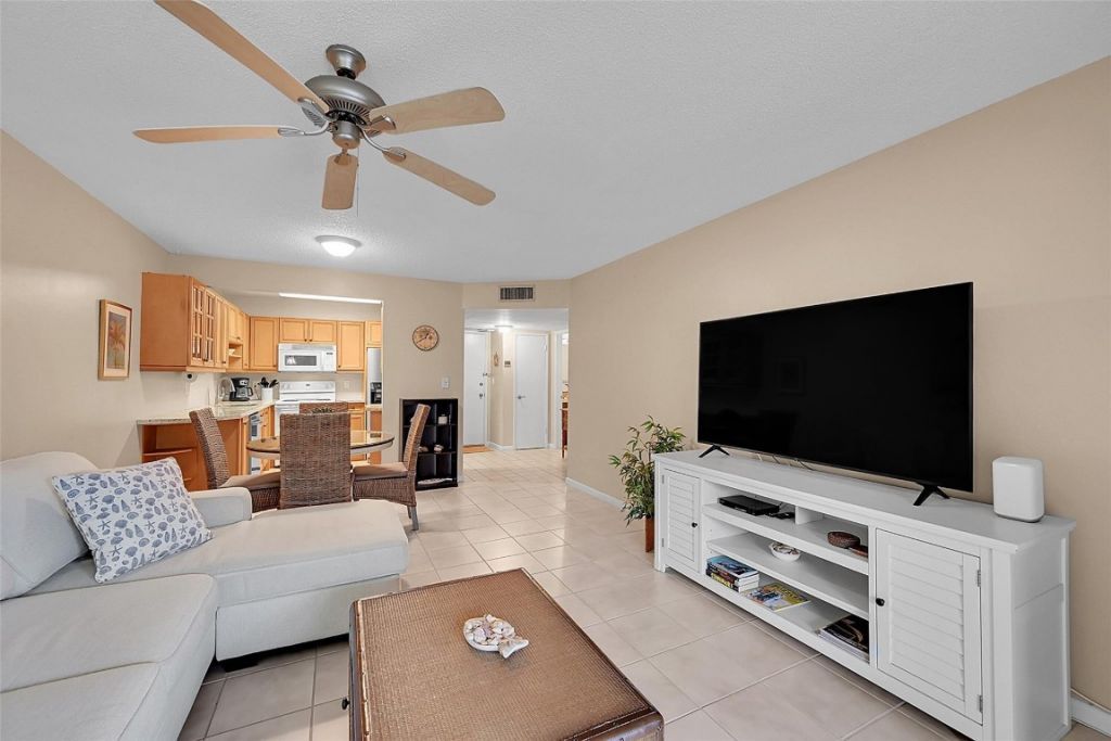 251 S Cypress Road, Unit 144, Pompano Beach, FL 33060 Photo