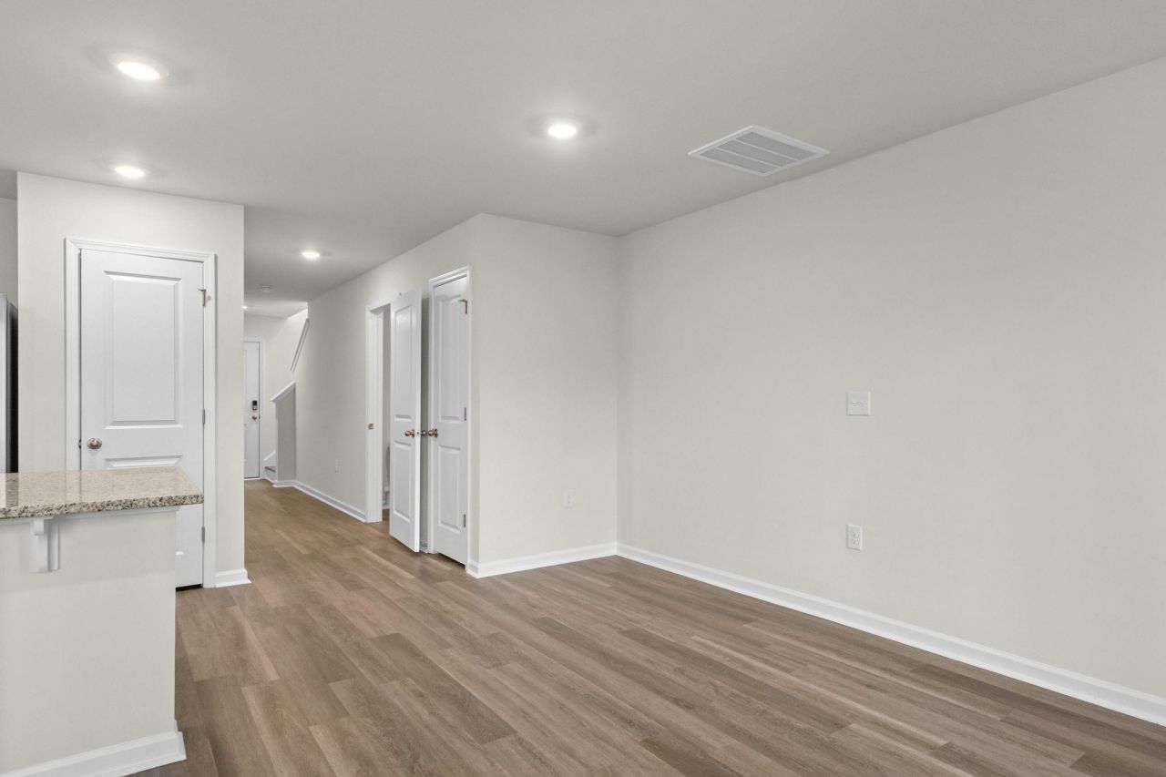 640 Golden Resin Rd Photo 14