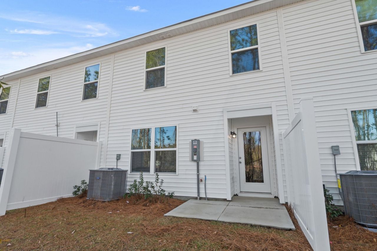 640 Golden Resin Rd Photo 17