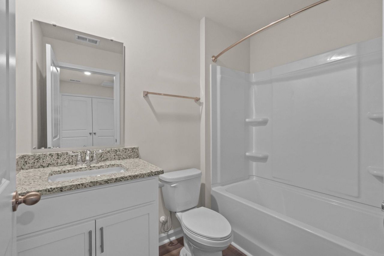 640 Golden Resin Rd Photo 28