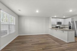 640 Golden Resin Rd photo 4