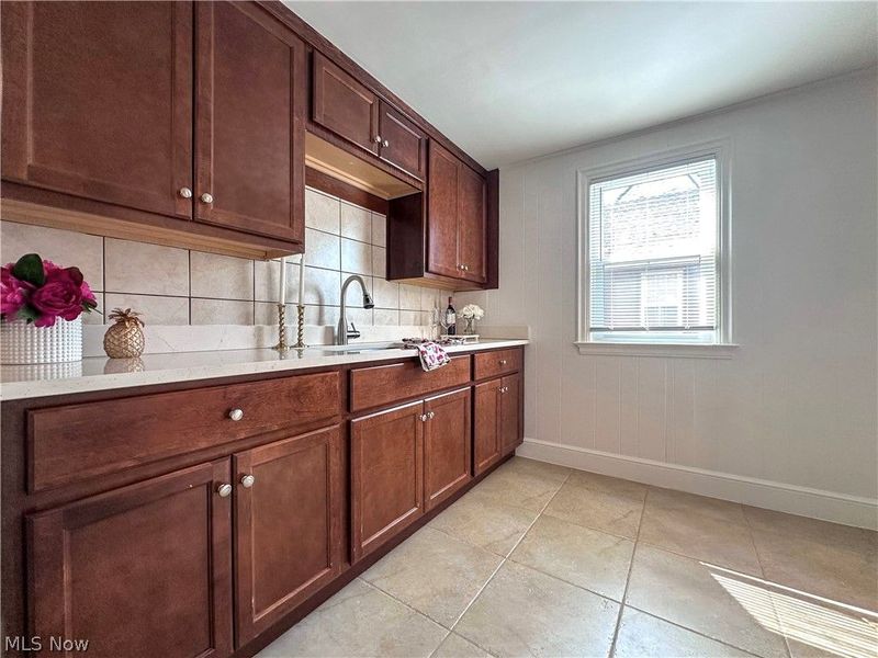 1087 Perkinswood Boulevard SE, Warren, OH 44484 Photo 14