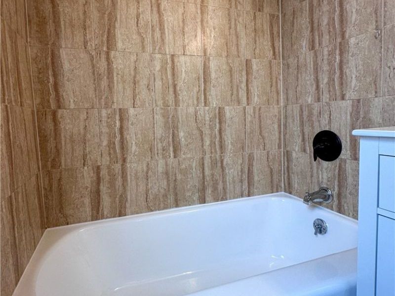 1087 Perkinswood Boulevard SE, Warren, OH 44484 Photo 28