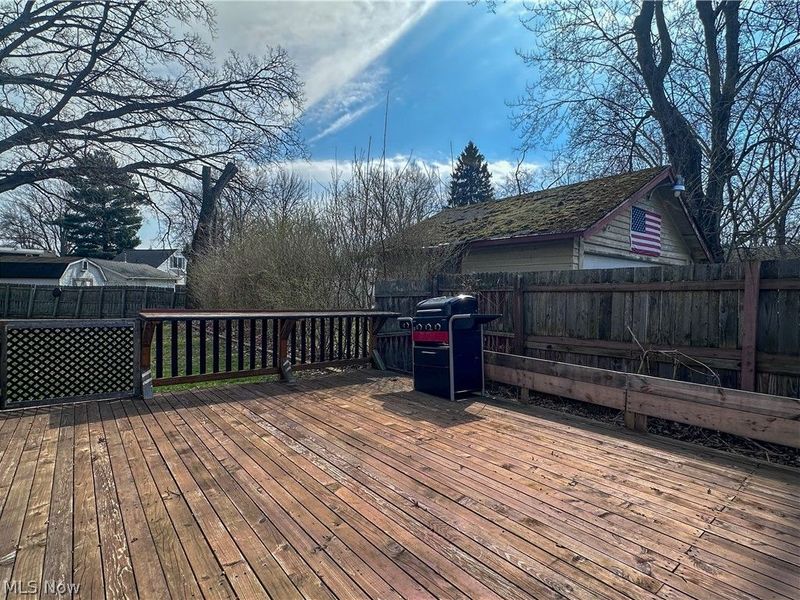 1087 Perkinswood Boulevard SE, Warren, OH 44484 Photo 34